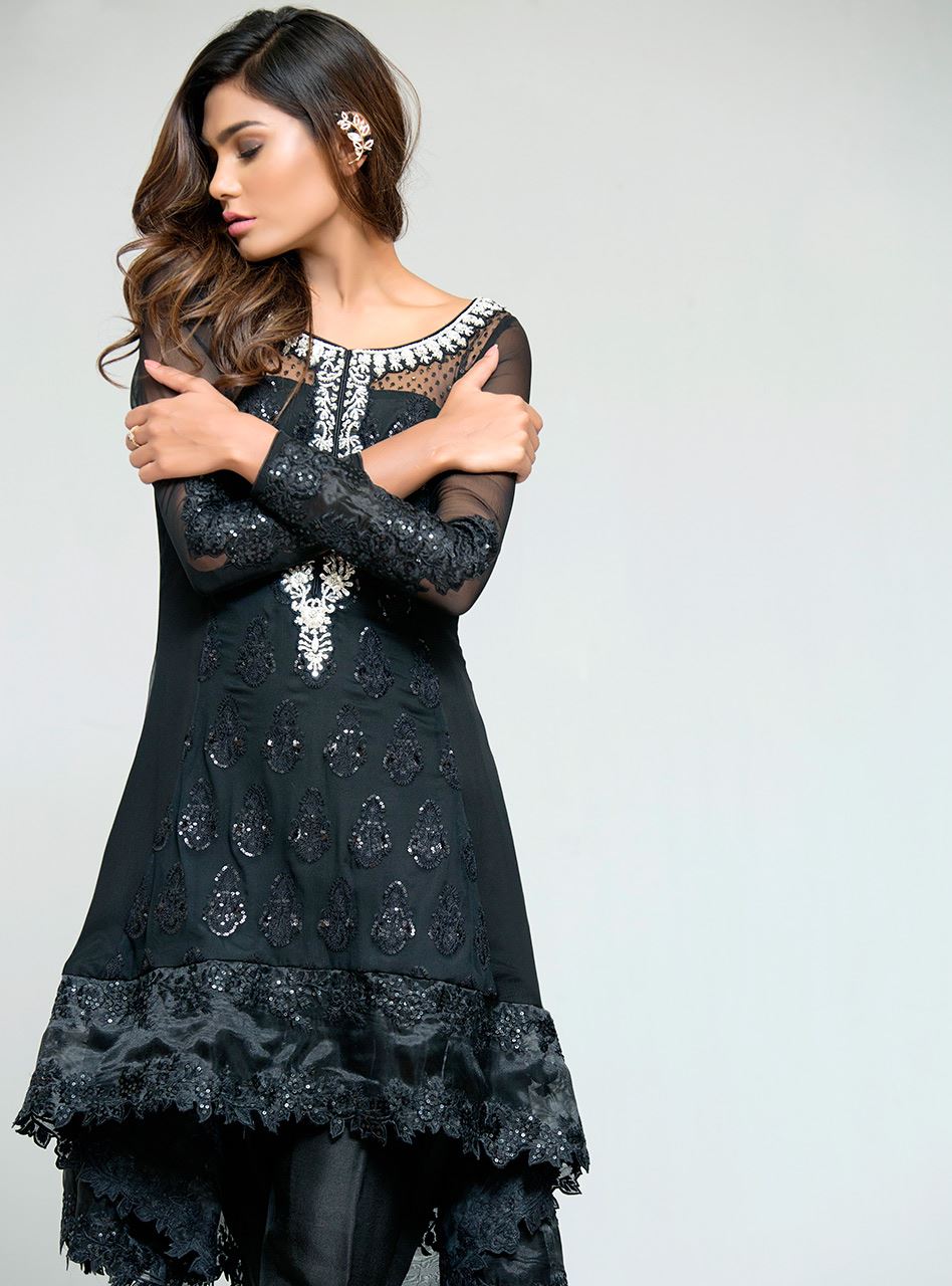 Zainab Chottani | Semi Formals | DARK TALES - House Of Anaya