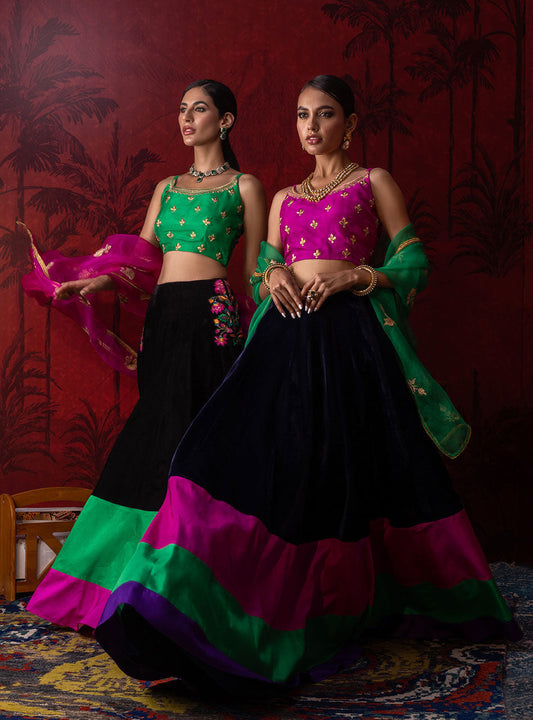 Zainab Chottani | Semi Formals | ELMAS - House Of Anaya