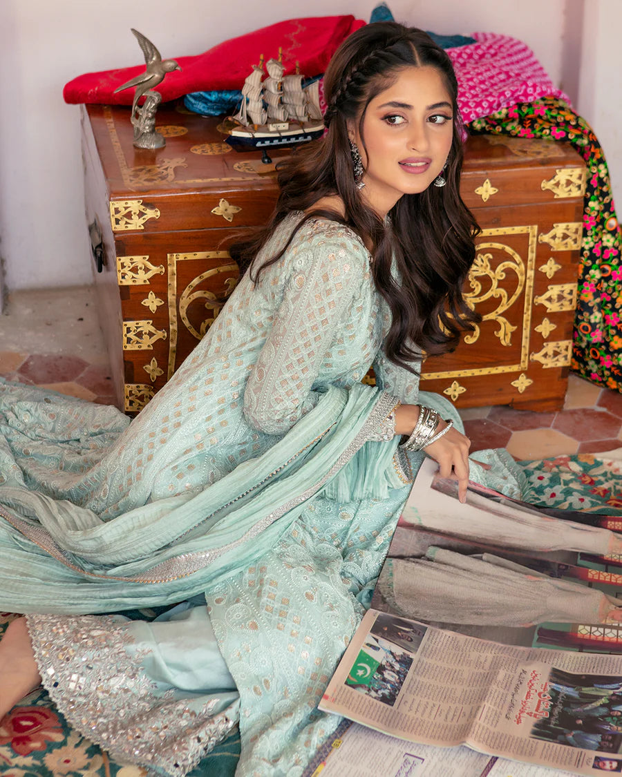 Faiza Saqlain | Dhoop Kinaray | NAAZ