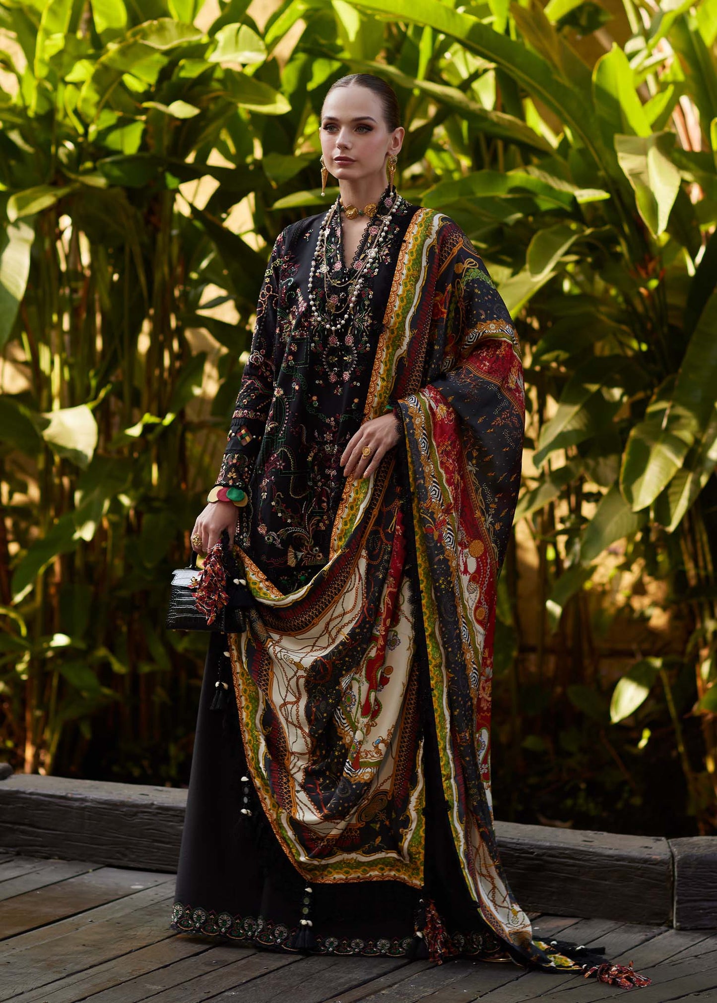 Kanwal Malik | Ariya Luxury Lawn'26 | Zaria