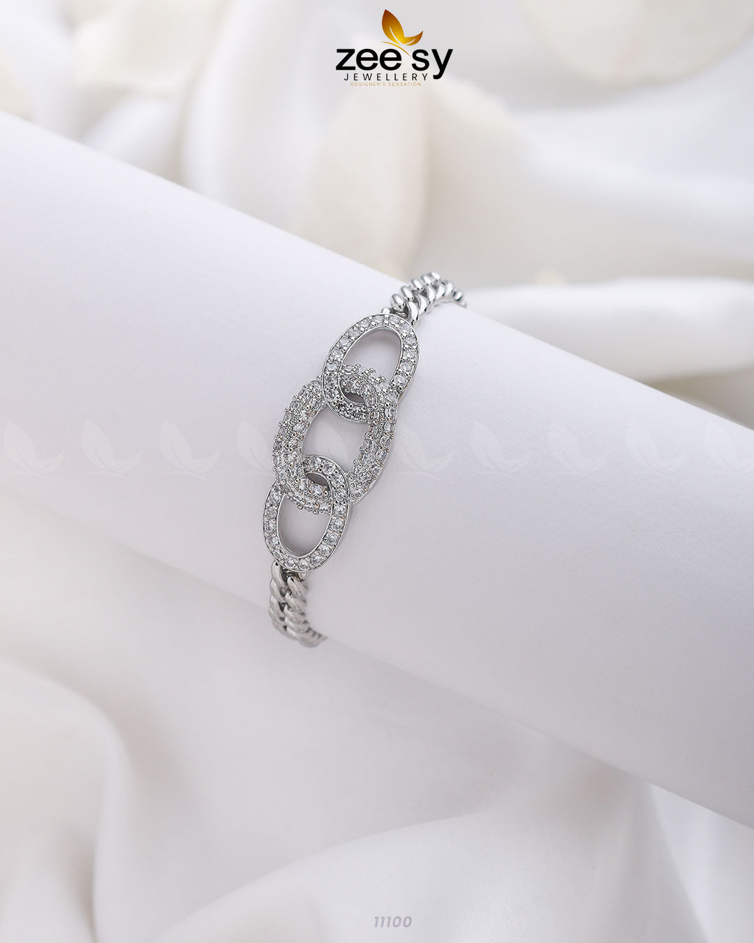 Three Linked Circles Bracelet - Libasekhas