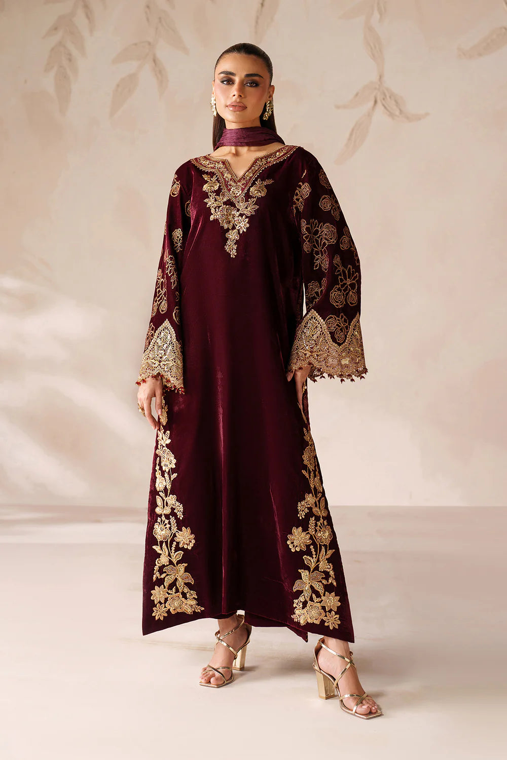 Baroque | EMBROIDERED VELVET | PR-1201