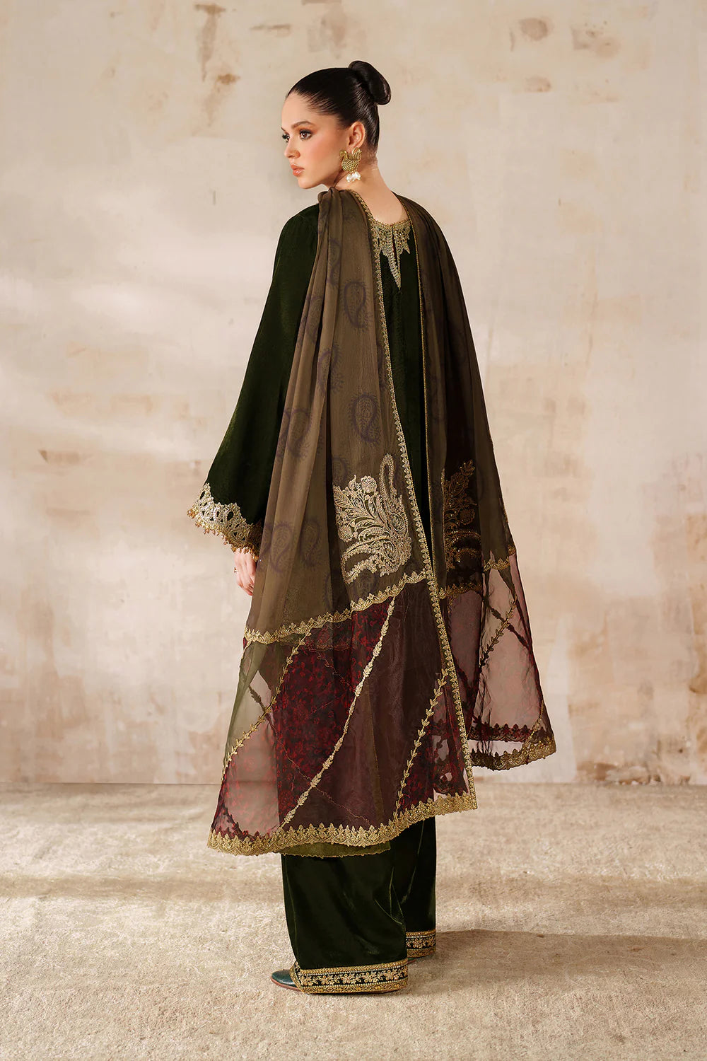 Baroque | EMBROIDERED VELVET | PR-1210