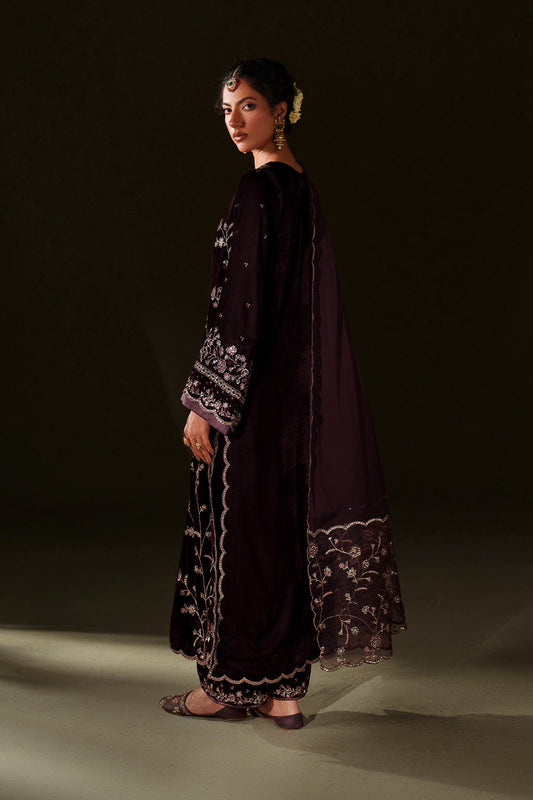 Iznik | Velvet 25 | IV-70 Embroidered Velvet