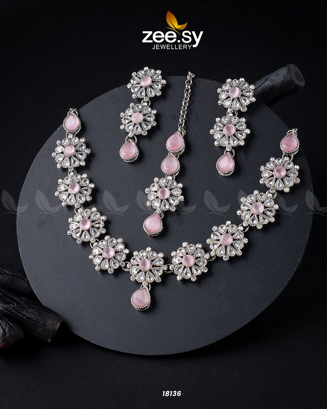 Narcissus Necklace Set - Libasekhas