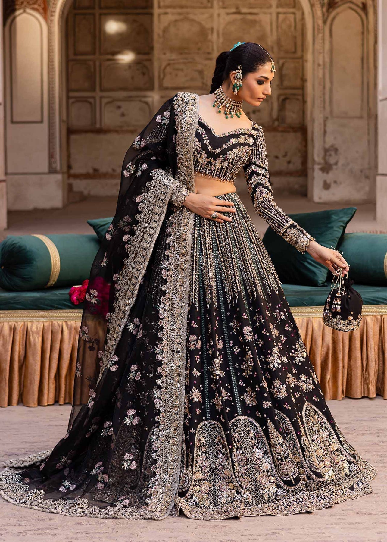 Akbar Aslam | Dastaan Luxury Formals | Nehaab