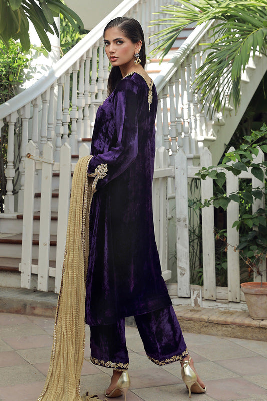 Sana Abbas | Velvet Formals | KANZITE - House Of Anaya
