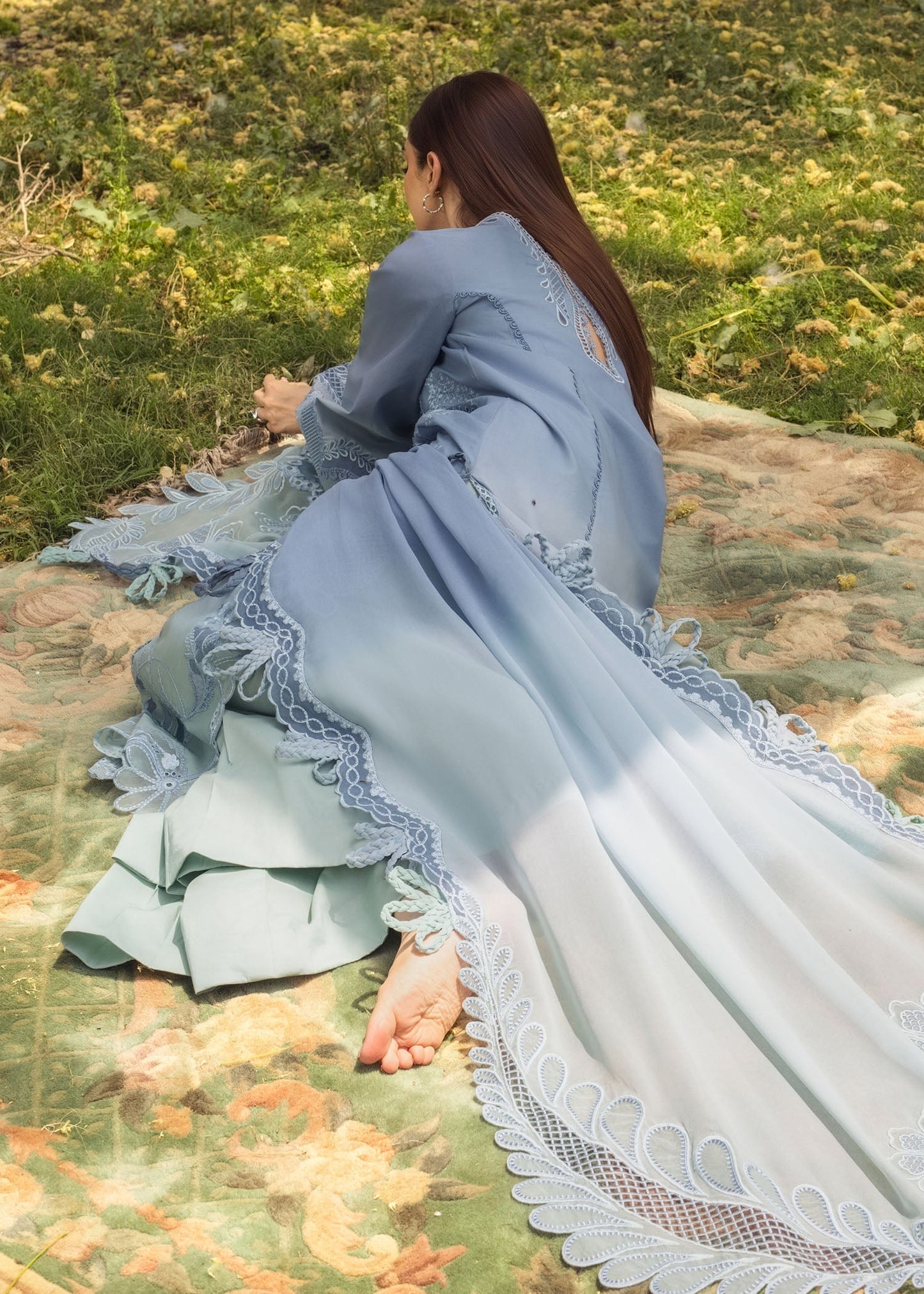 Crimson | Tasawar 25 | ALL THINGS OMBRE - D1 A