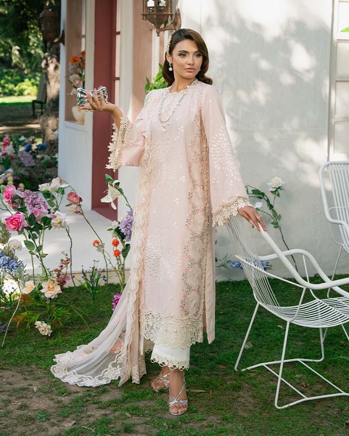 Zevk | Flora Festive Lawn | LOTUS