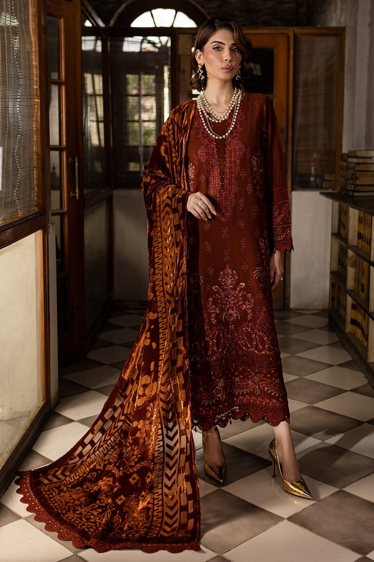 Nureh | Exclusive Shawls | NE-120