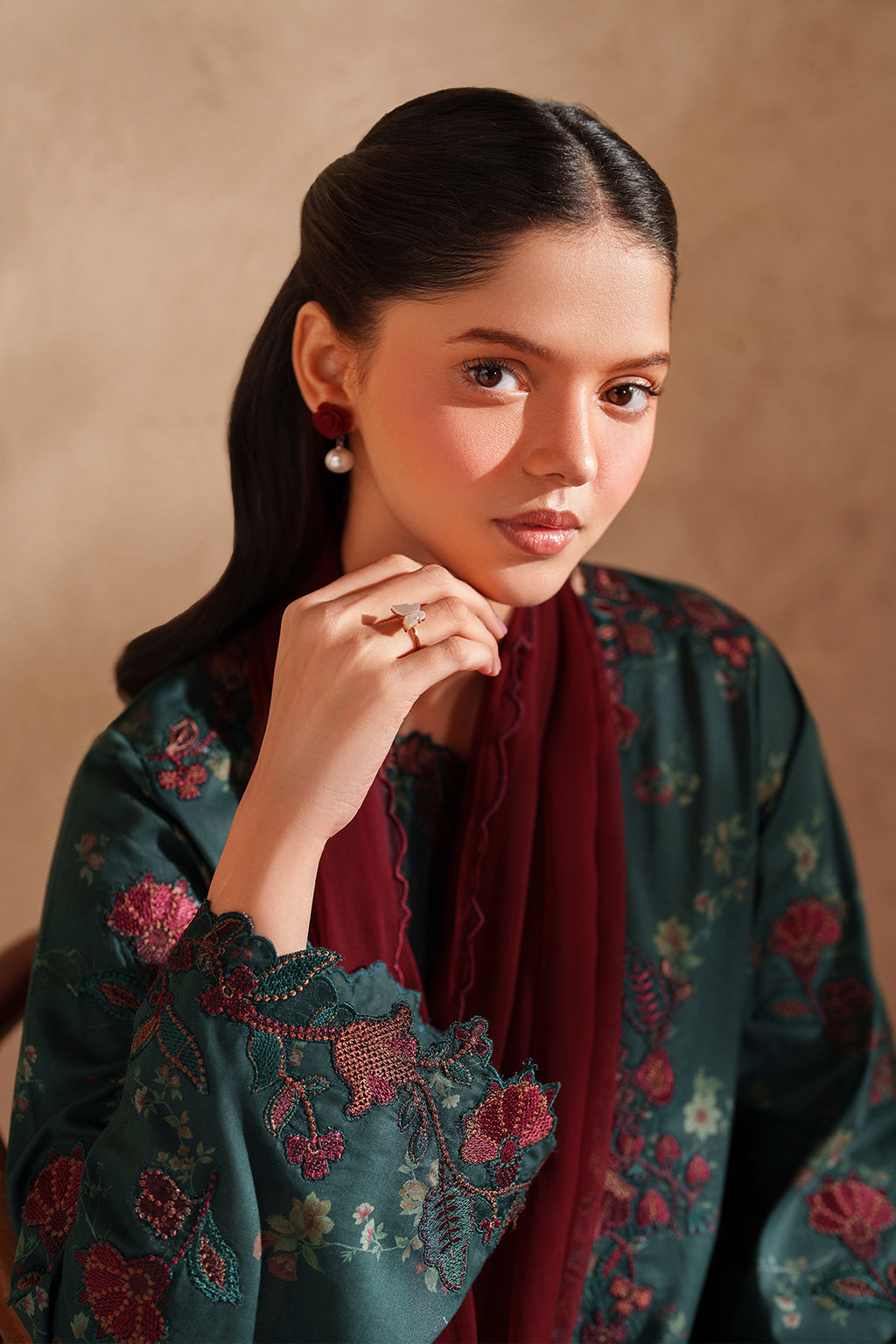 Iznik | Eid Lawn | EL-11 Embroidered Lawn