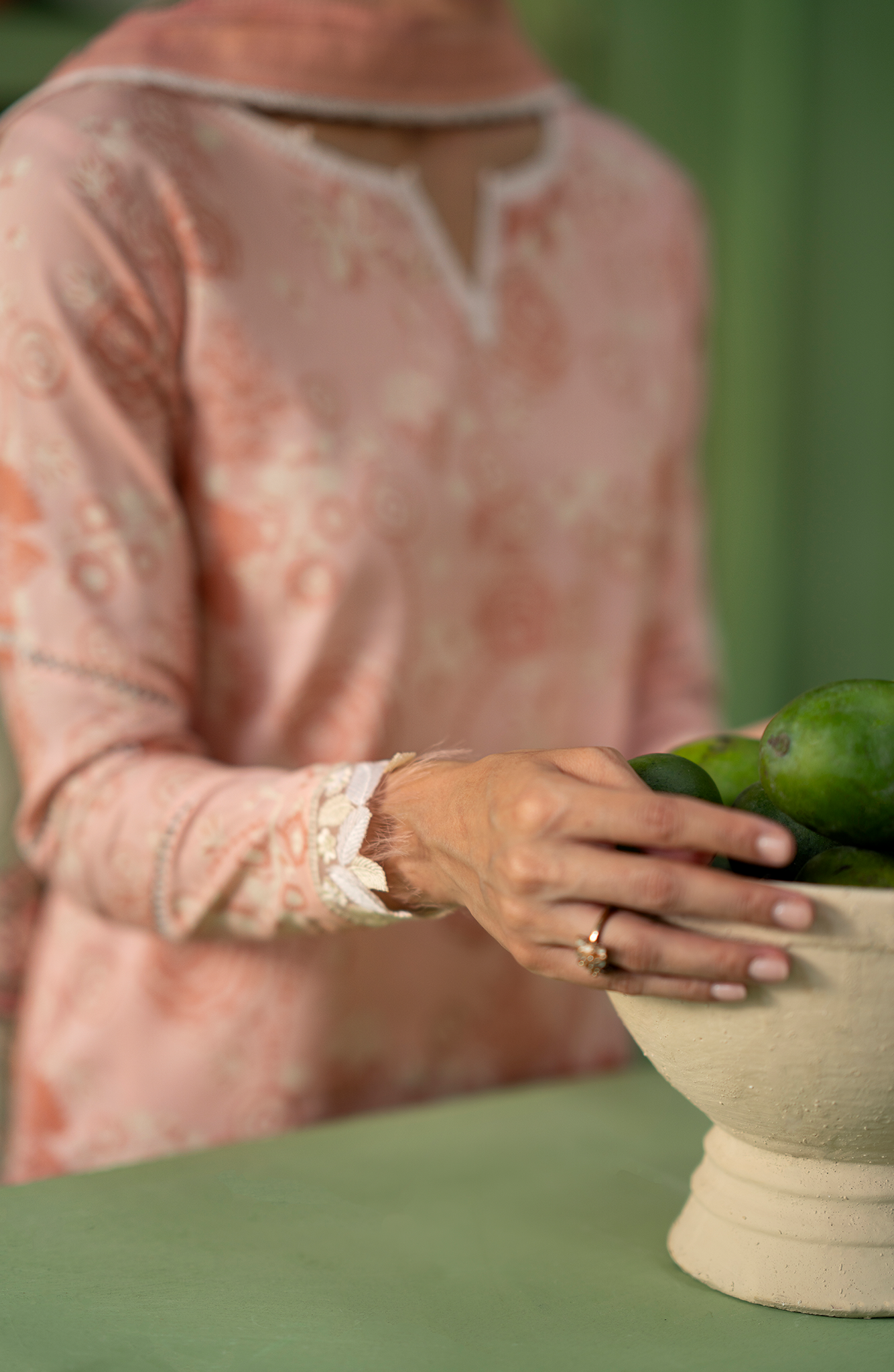 Seran | Artisan Lawn 25 | PECHE - House Of Anaya