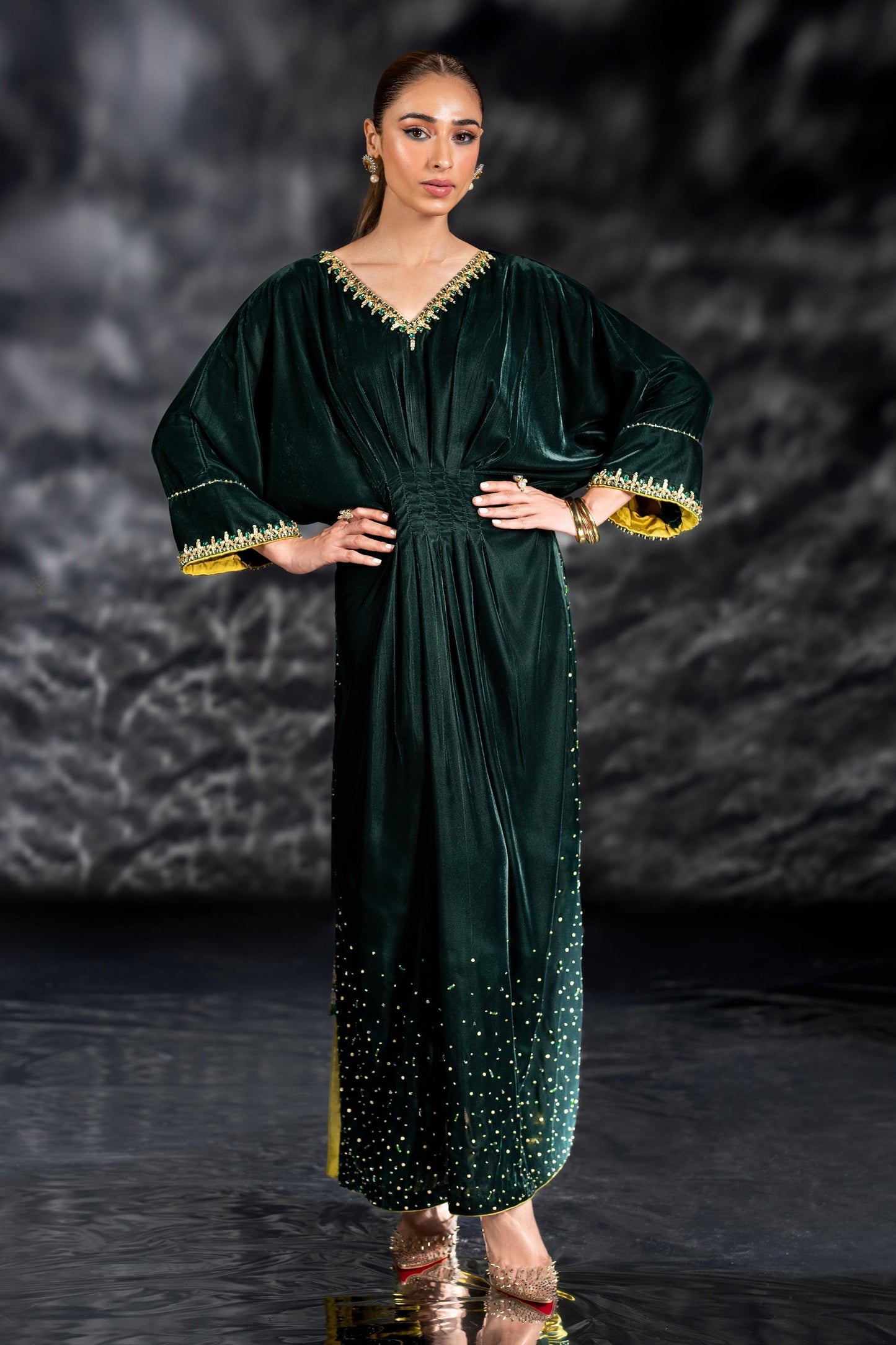 Naqshi | Makhmal 24 | VINNIE - House Of Anaya