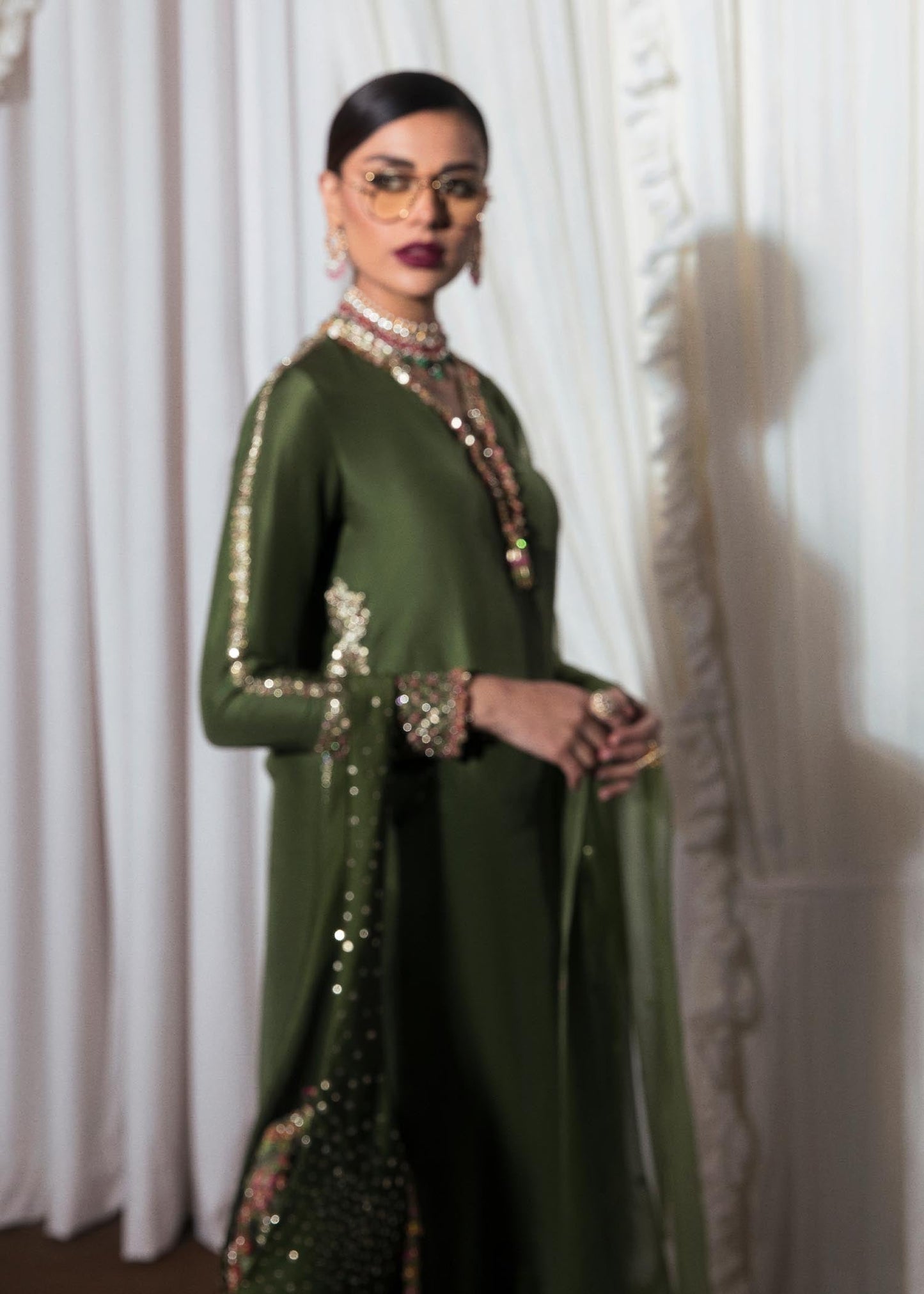 Hussain Rehar | Basic Not Basic | Zelen
