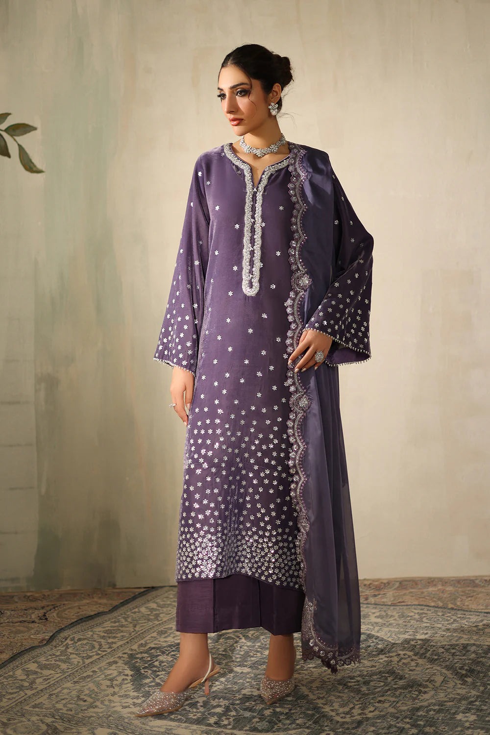 Baroque | EMBROIDERED VELVET | PR-1226