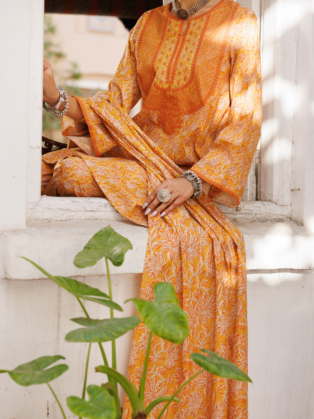 Almirah | Traditional Tale | ALP-3PS-2131