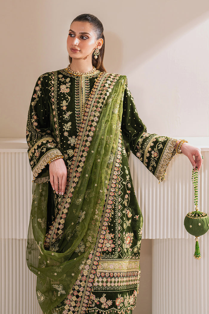 Baroque | Velvet Formals | VELVET UF-756