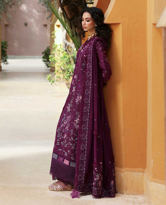 Republic Womenswear | Embroidered Pret 26 | Cysia