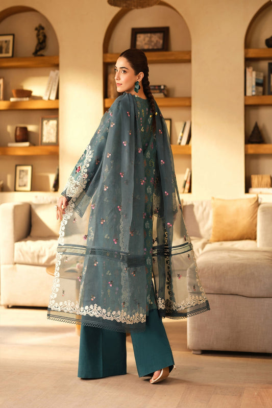 Maryam Hussain | Luxury Lawn 25 | Seashell - House Of Anaya