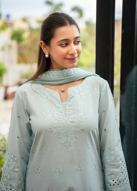 Gulaal | Embroidered Basics | Waterlily