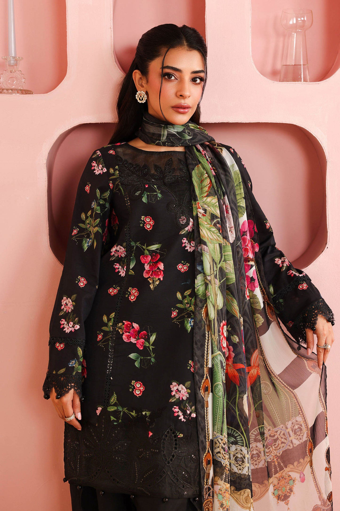 Maria B | Luxury Winter Pret 25 | DW-PF25-06-Black