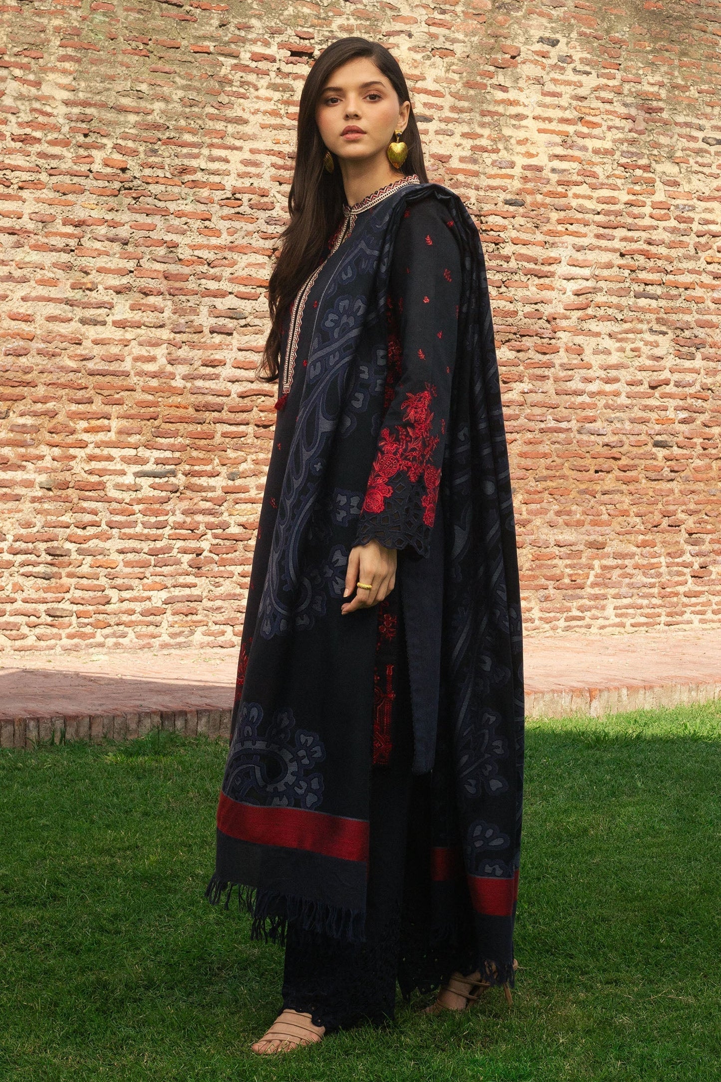 Zara Shahjahan | Winter 24 | DARYA-D2 - House Of Anaya