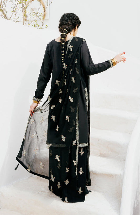 Emaan Adeel | Gul Mohr Eid Pret | MAHLAKA - House Of Anaya