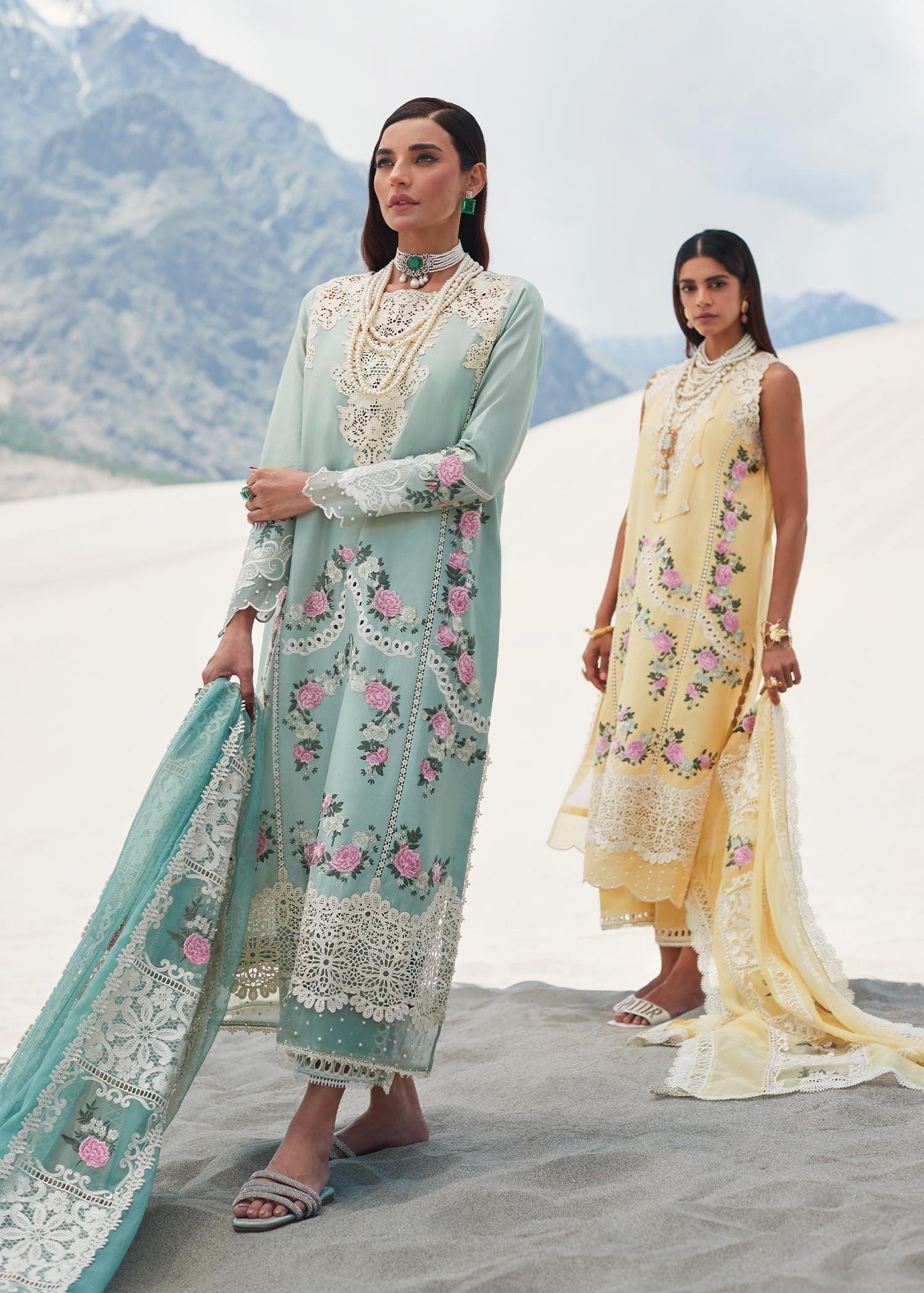 CRIMSON LUXE LAWN Serendipity - D3 B Stitched - Riwayat-e-khas