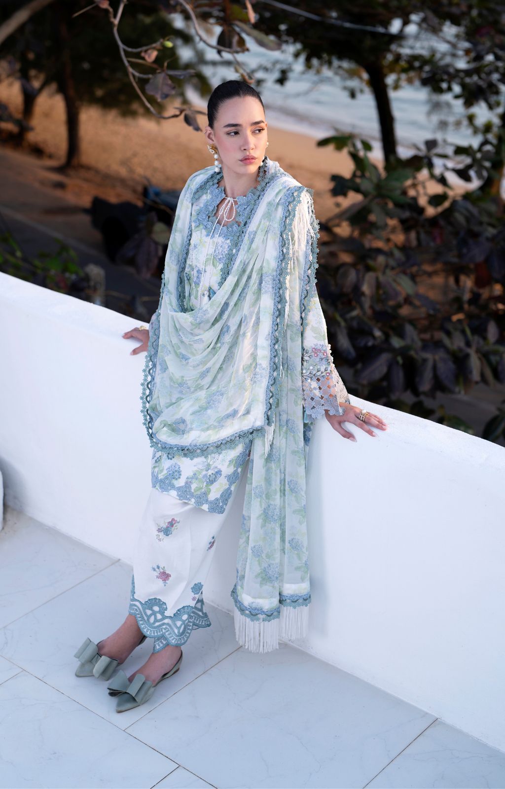 AJR Couture | Printakari Lawn 25 | Isle
