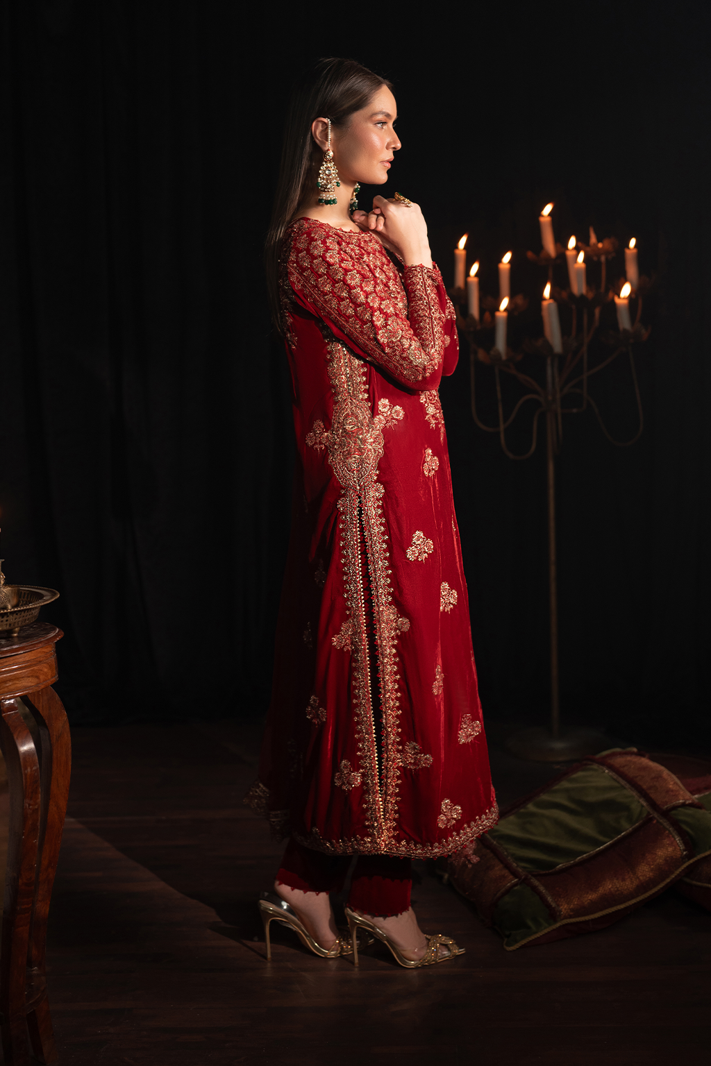 Iznik | Exclusive Velvet | IV-40 - House Of Anaya