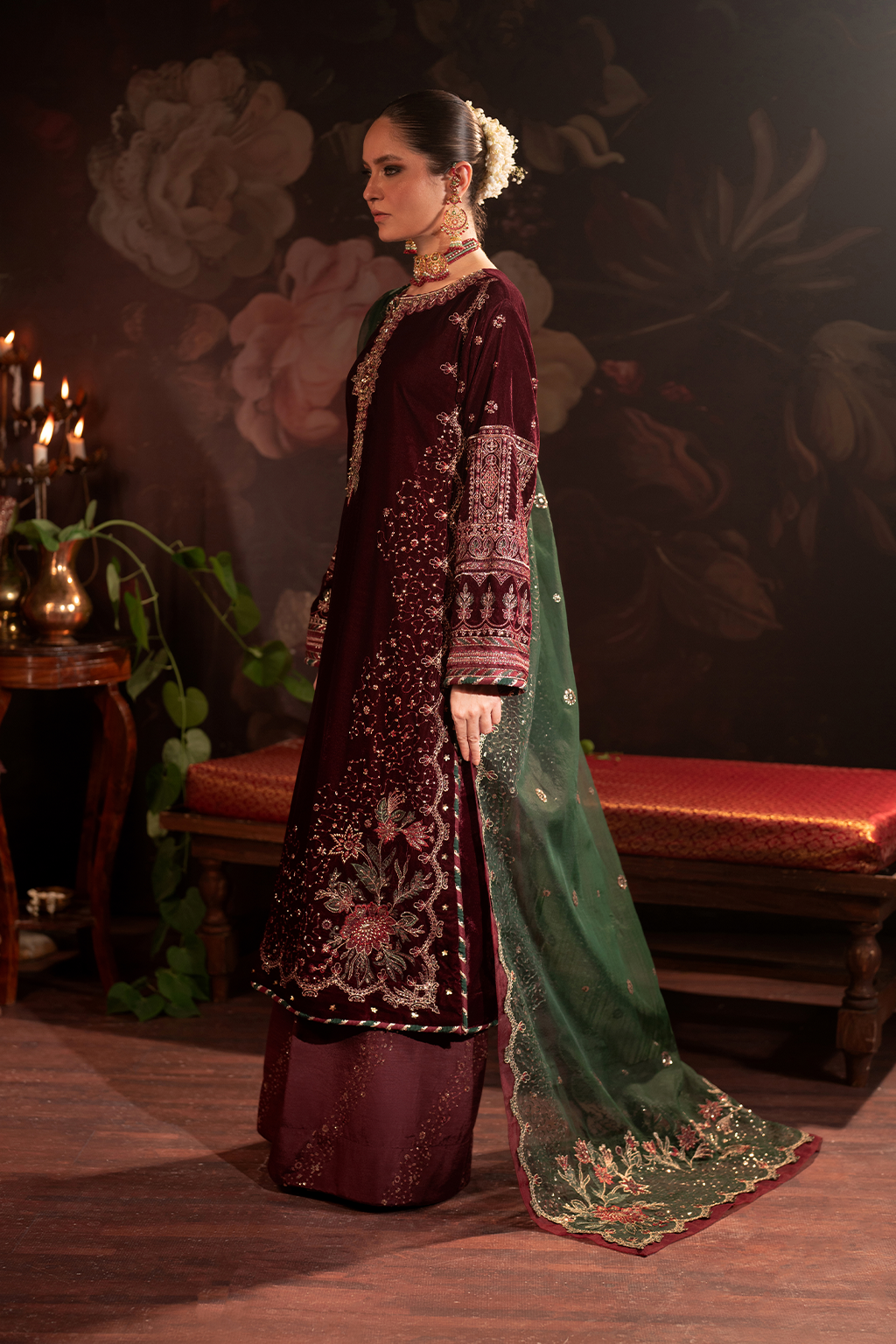 Iznik | Exclusive Velvet | IV-39 - House Of Anaya