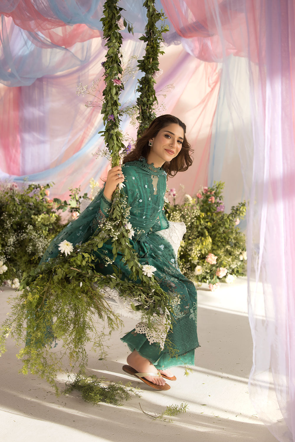 Sobia Nazir | Luxury Lawn 25 | 15B - House Of Anaya