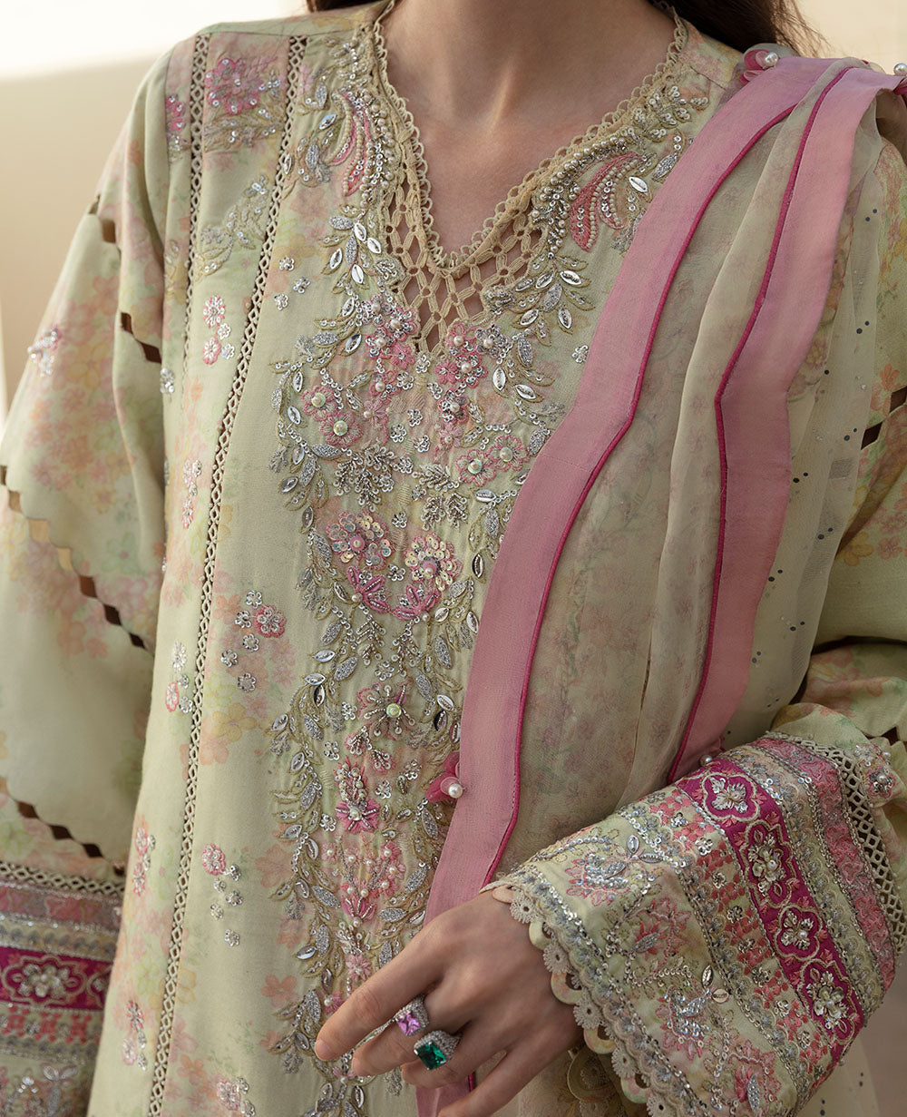 Republic Womenswear | Jeune Fille 24 | LF-167 - House Of Anaya