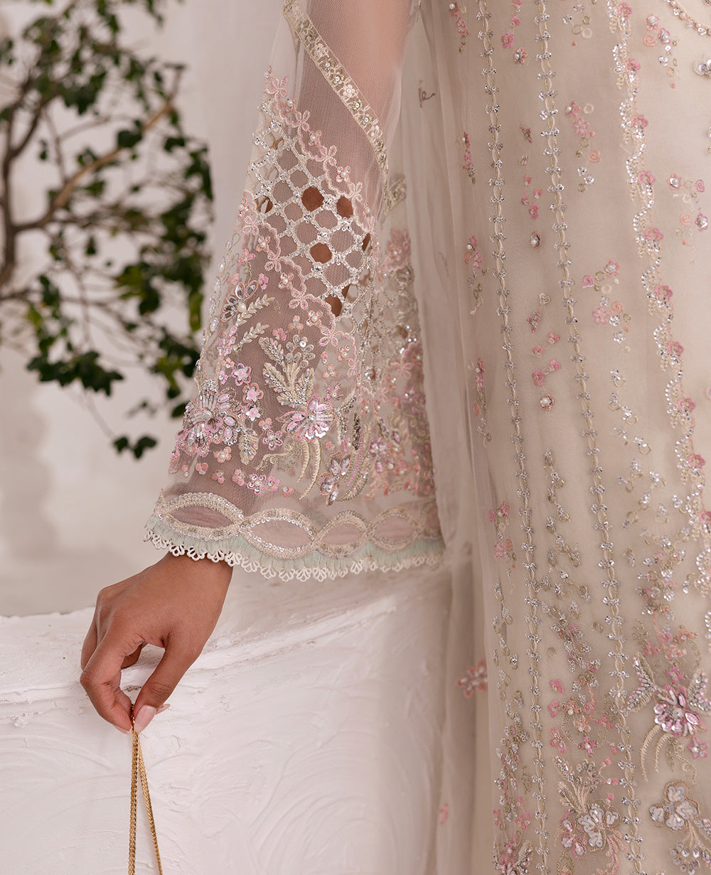 Republic Womenswear | Reve De Luxe 25 | LF-175 - House Of Anaya