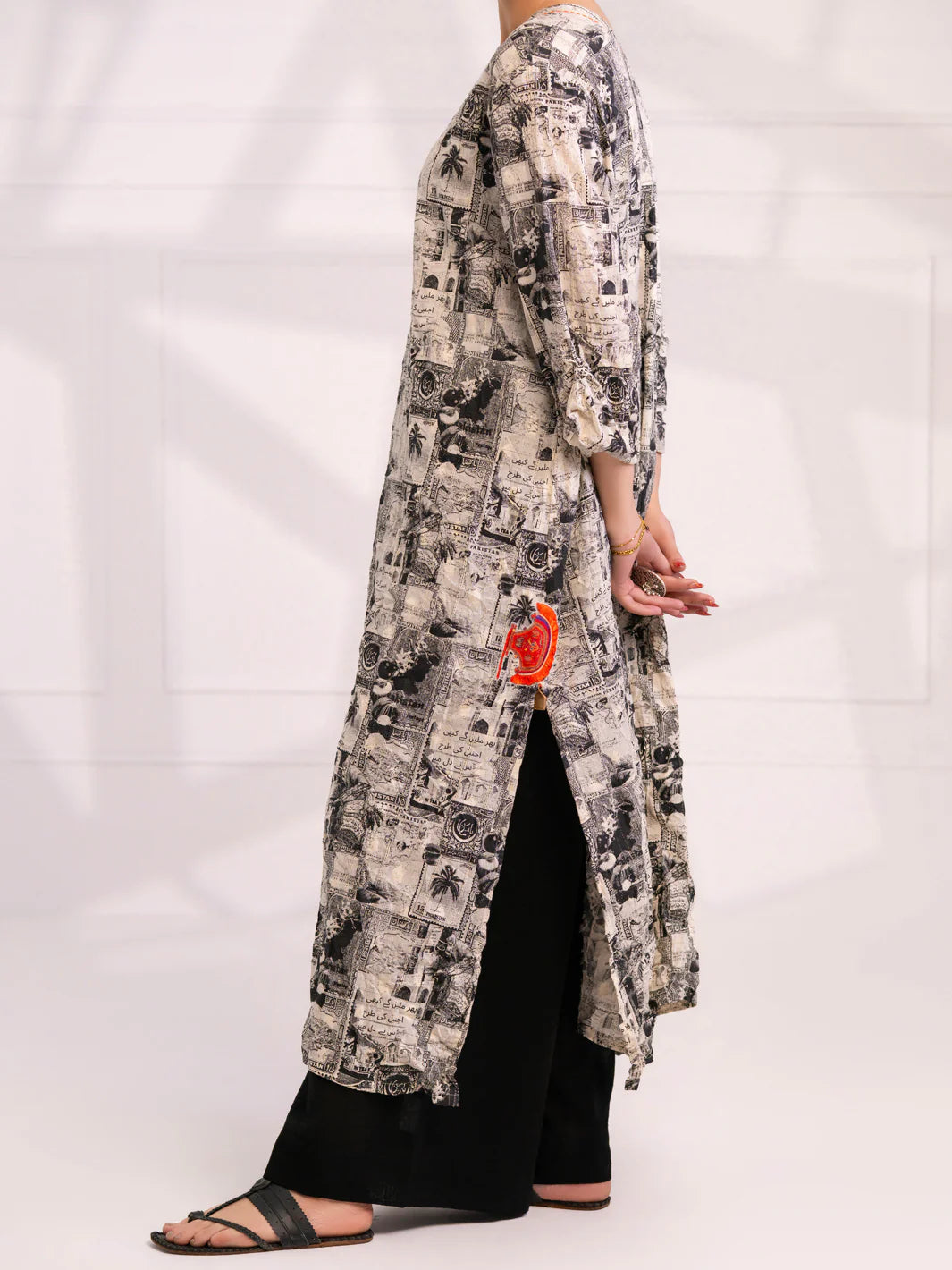Almirah | Tale of heritage | Black & White Dobby Kurti - AL-LK-1079