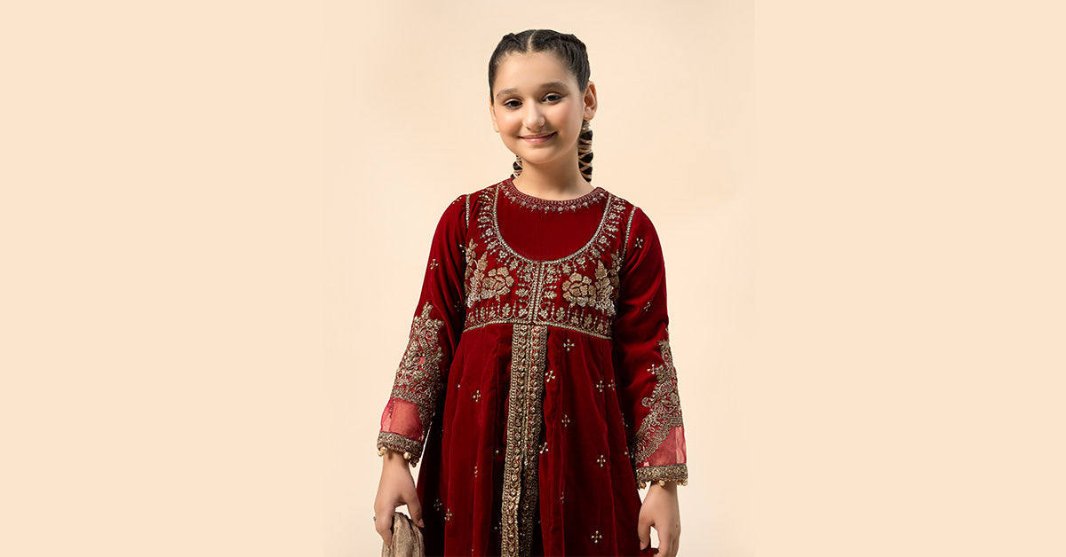 Maria B | 3 Piece Embroidered Velvet Suit | MKS-W24-40 - Libasekhas