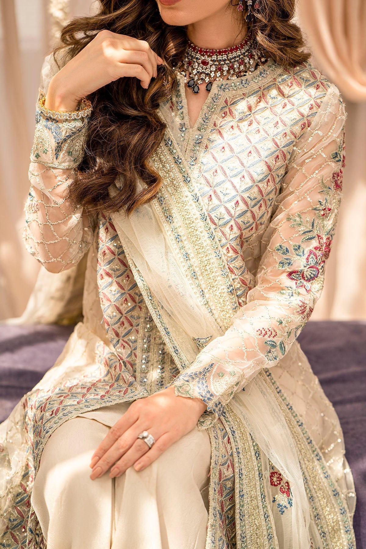 Motifz-4117-AMAYA EMBROIDERED ORGANZA - Riwayat-e-khas