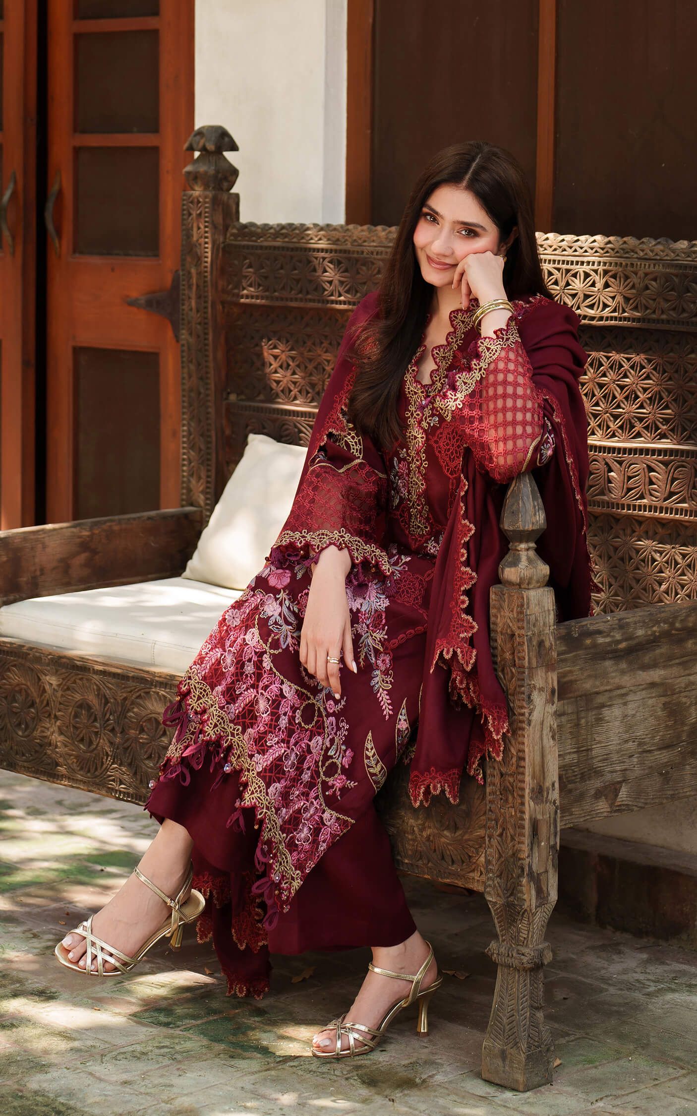 Asifa and Nabeel | Pashmina Luxe 25 | Mira LWC25-05