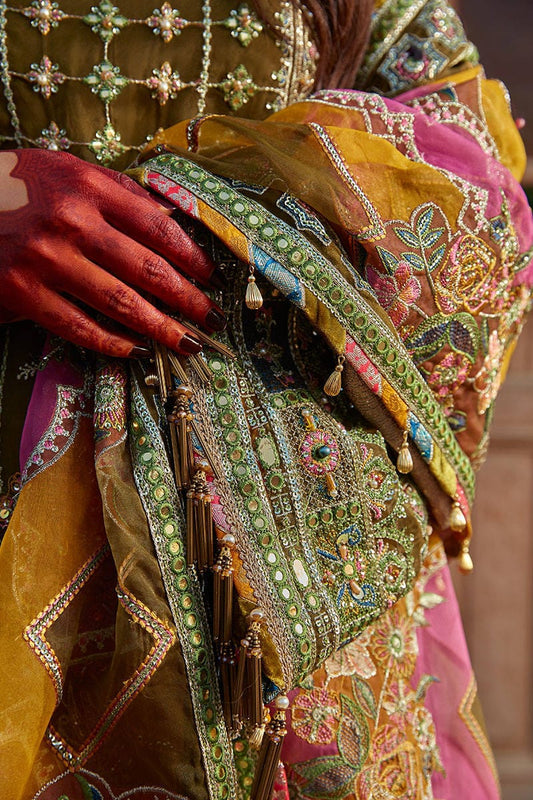 Mohsin Naveed Ranjha – MNR – VIRAAS – ZWU23-18 – Moss Green - Riwayat-e-khas