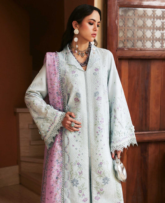 Republic Womenswear | Embroidered Pret 26 | Saphirae