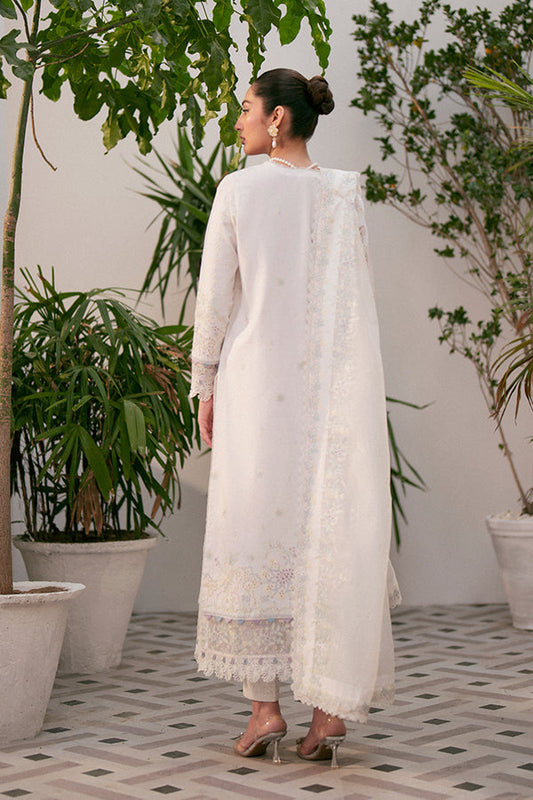 Saffron | Mystere Festive Lawn | Liara