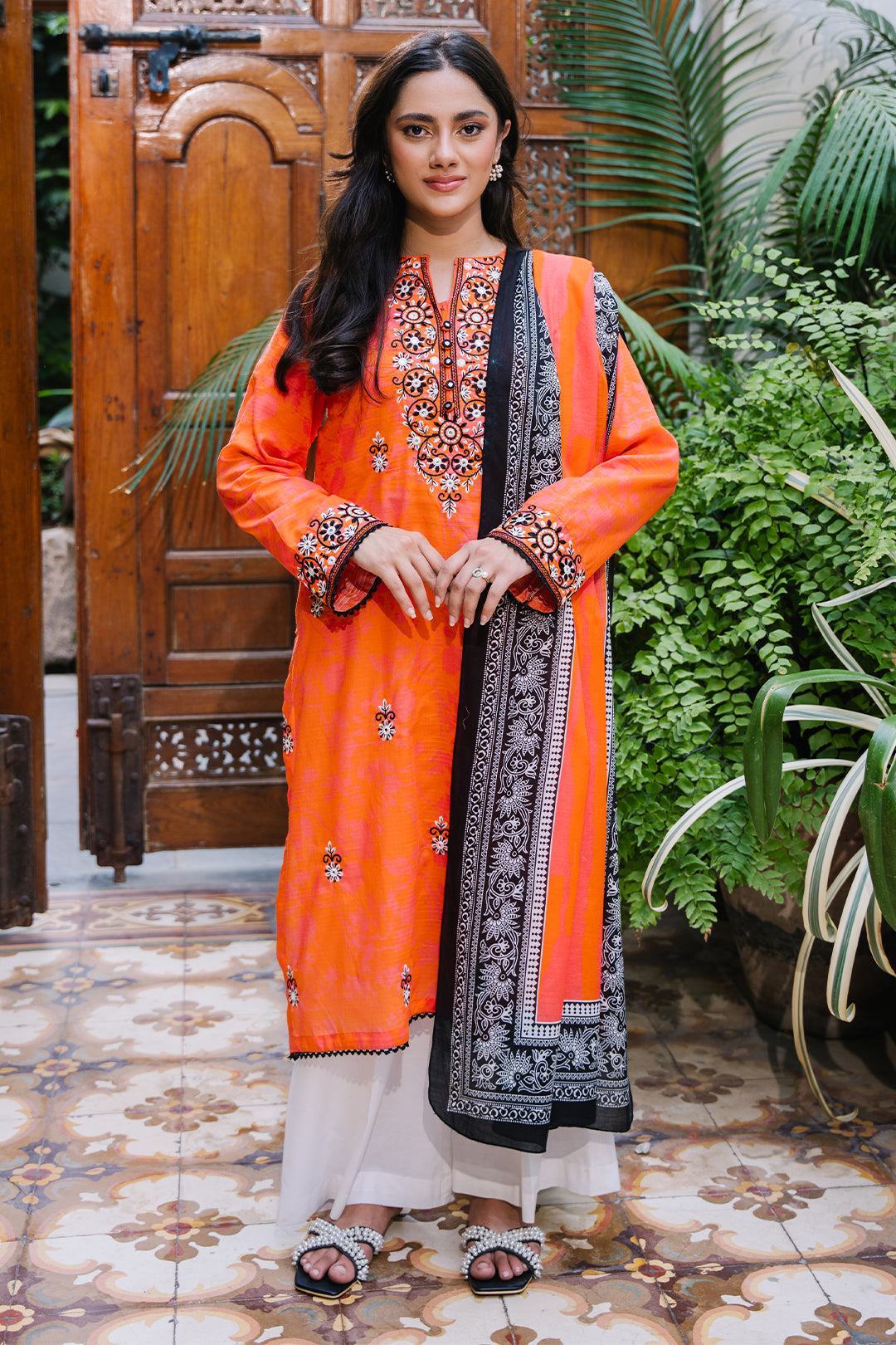 Zellbury | Summer Pret | Embroidered Kurta Dupatta - 2077 - Libasekhas