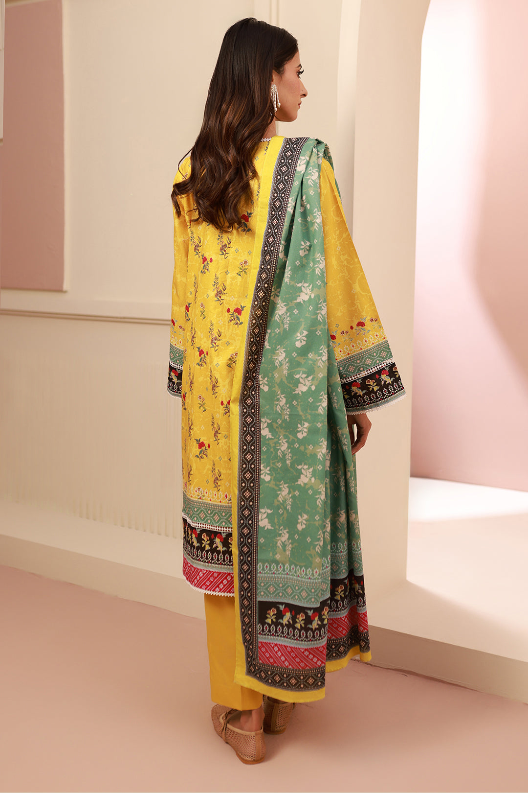Zellbury | Unstitched 3 Piece Cambric | Shirt Shalwar Dupatta - 0631 - Libasekhas
