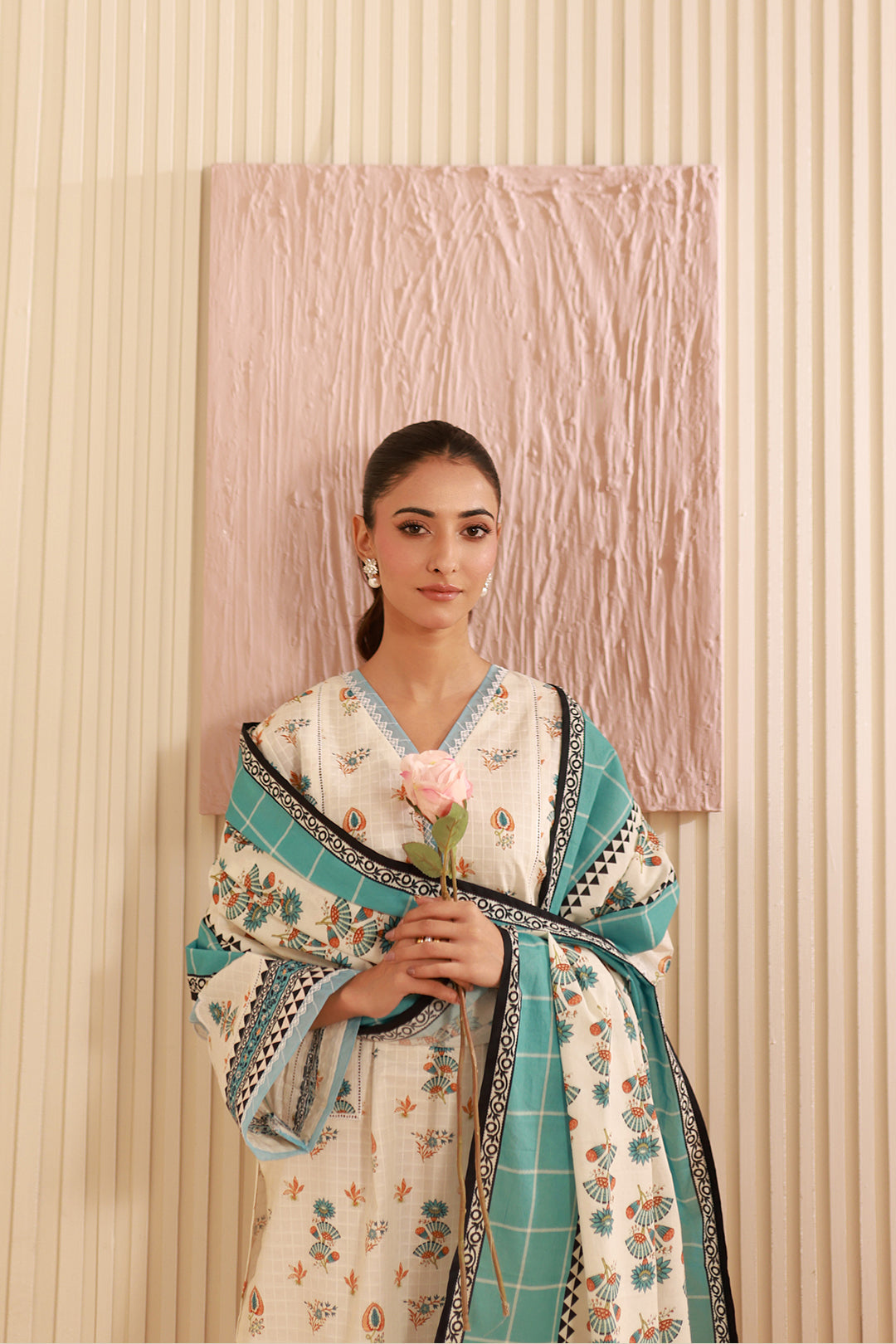 Zellbury | Unstitched 3 Piece Cambric | Shirt Shalwar Dupatta - 0668 - Libasekhas
