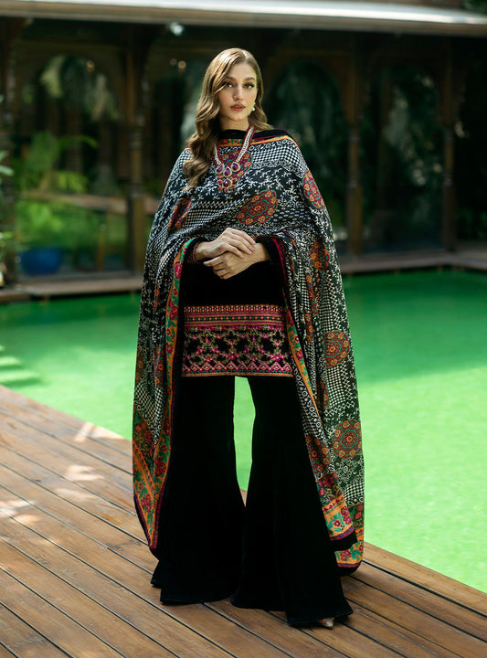 Zainab Chottani | Makhmal Luxe Pret | Zulmat - House Of Anaya