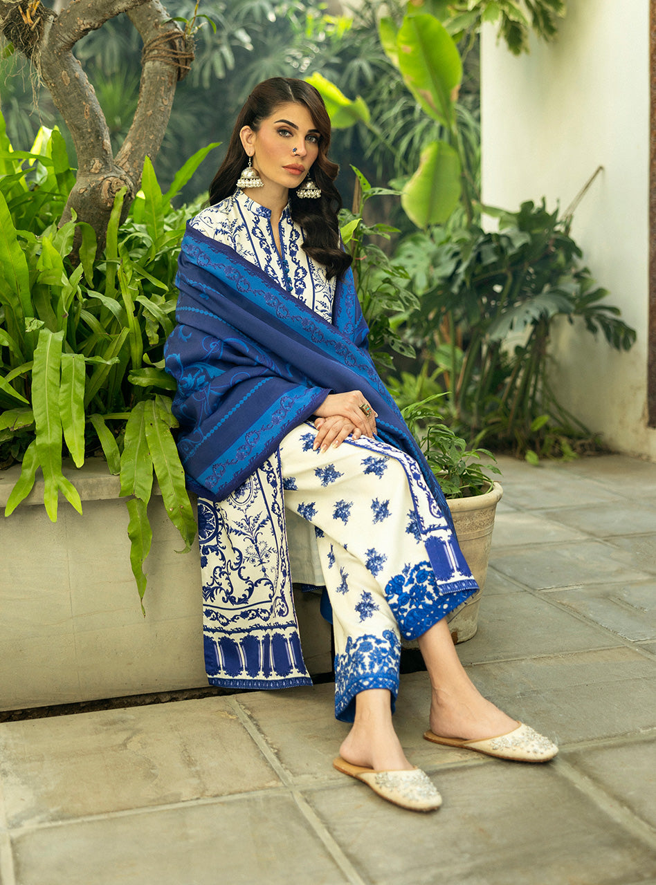 Zainab Chottani | Winter Shawls 24 | Rania - House Of Anaya