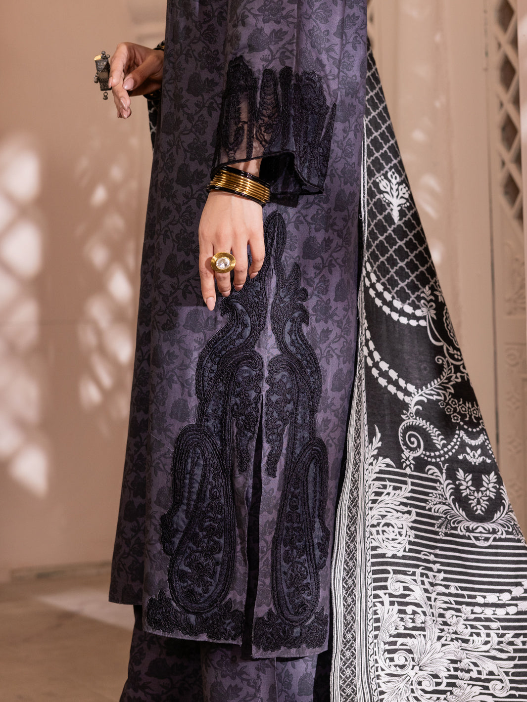 Almirah | Luxury Edit | ALP-3PS-1904
