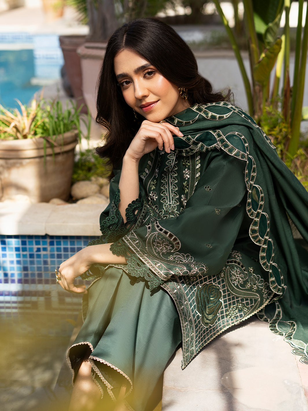 Izel | Mahveen Festive Lawn 25 | FATIN
