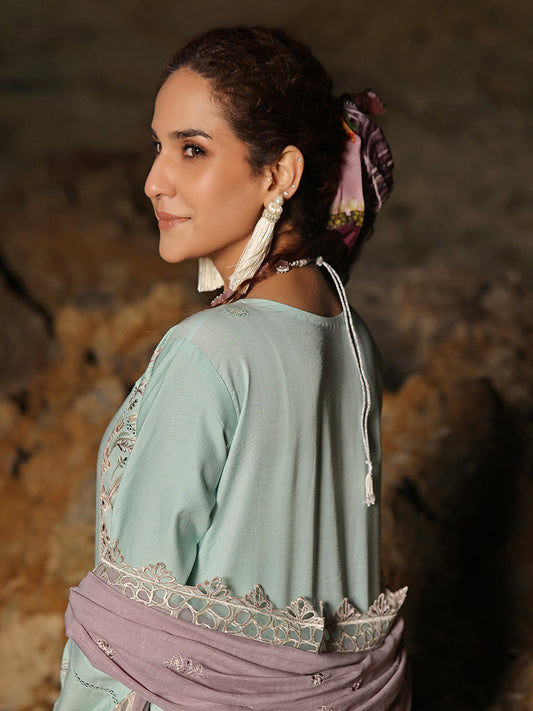 Izel | Saahil Signature Lawn 24 | ZAIB - House Of Anaya