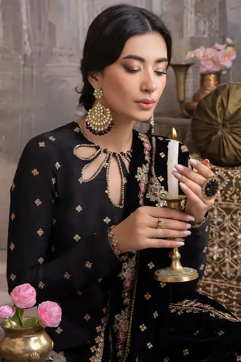 Iznik | Festive Velvet 23 | IV-28 LEILA - House Of Anaya